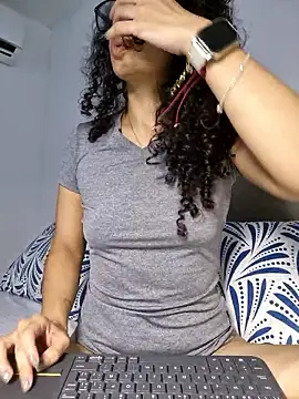 angela  98 online show from May 4, 12:20 pm