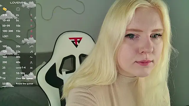 art lovee online show from April 9, 1:19 am