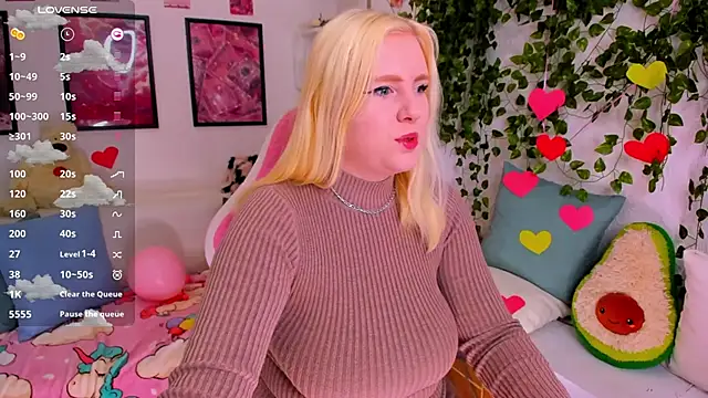 art lovee online show from March 8, 1:24 am