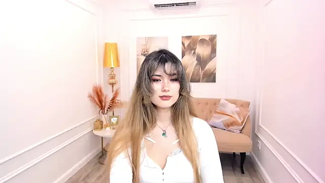 AnneTLi online show from June 21, 3:54 am