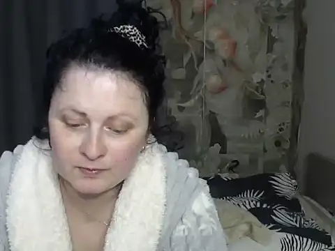 Lillian2 online show from May 13, 11:32 pm