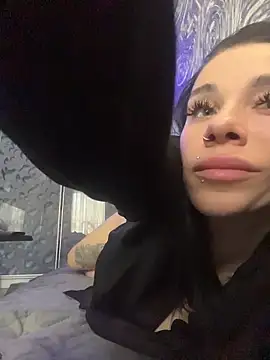 Queen of pain online show from January 14, 8:52 am