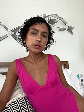 AnaRoxane  online show from June 25, 6:53 pm