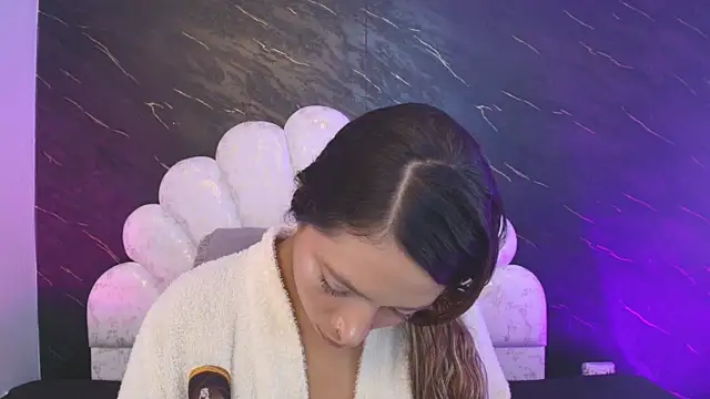  MiaBrown  online show from April 29, 12:19 pm
