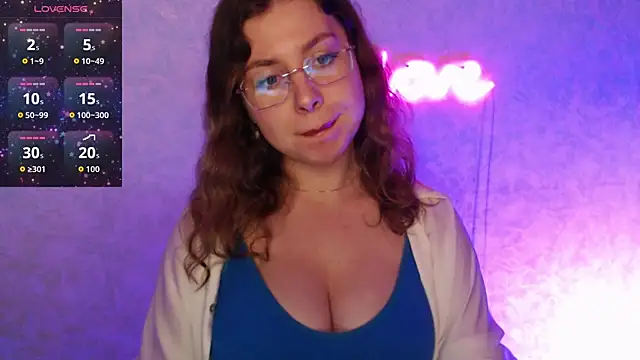 Snapshot of Leah_Reed chatting on September 11, 4:07 pm Leah Reed online show from September 11, 4:07 pm