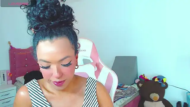 Tanedra collings online show from May 6, 2:59 am