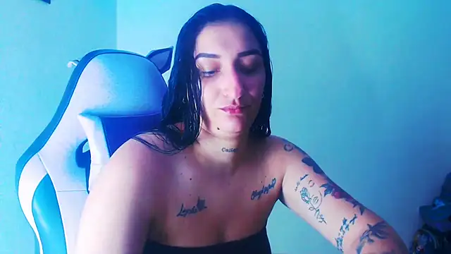 liz dirty online show from May 19, 10:28 pm