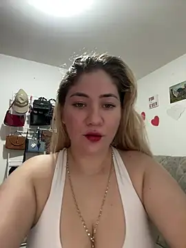 Celestedubois online show from May 18, 10:49 pm