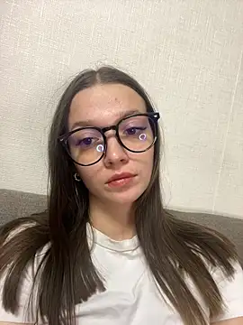 Tender-Mia online show from March 15, 4:53 pm