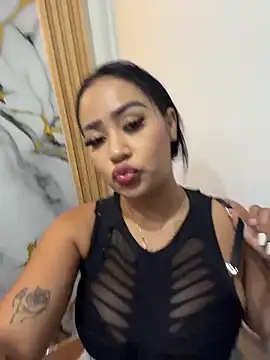 Luisa Fernandaa online show from May 21, 11:24 pm