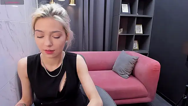 AlysiaSun online show from October 3, 2:11 pm