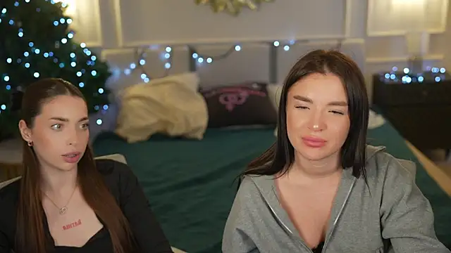 Kate054 online show from December 17, 1:26 pm