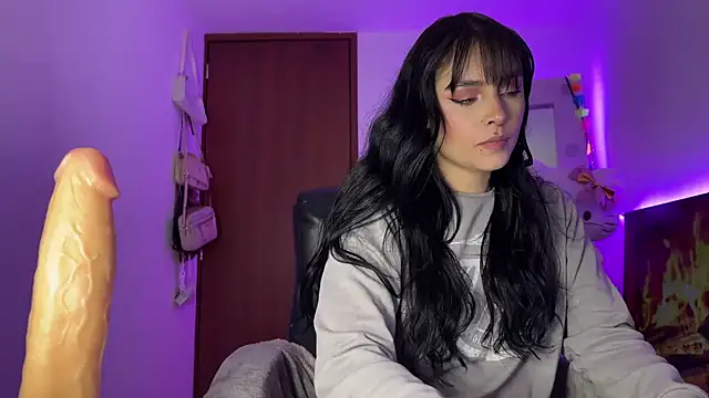 salome polaniiee online show from November 22, 6:27 am