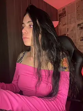 i am nina  online show from May 21, 2:20 am