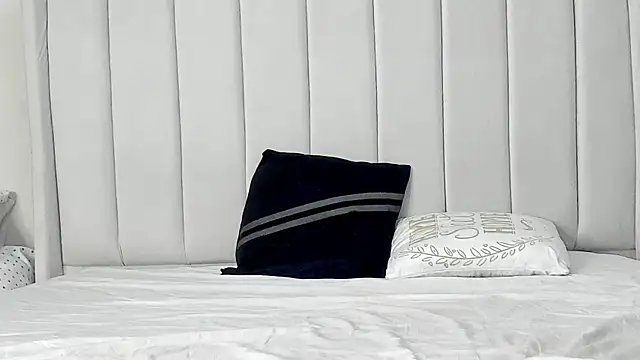  heavenlysent online show from May 14, 4:40 am