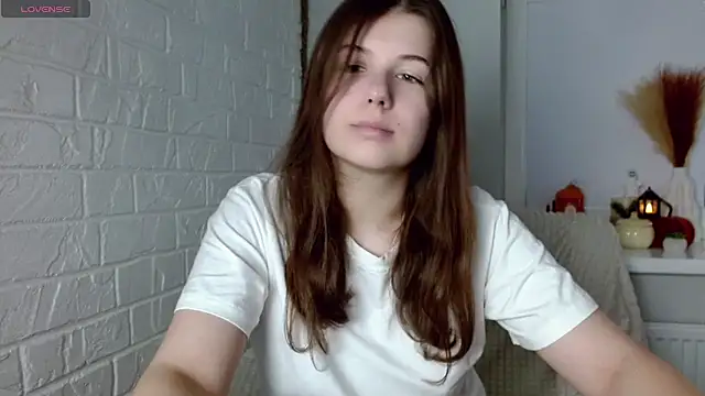 Snapshot of SayMeow_ chatting on October 12, 5:43 am SayMeow online show from October 12, 5:43 am