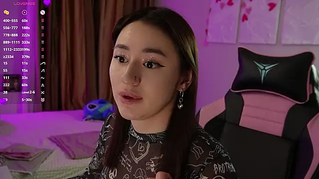 Fiona-Love online show from March 1, 5:45 pm