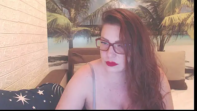 Snapshot of Queen__Natasha chatting on October 11, 8:00 pm Queen Natasha online show from October 11, 8:00 pm