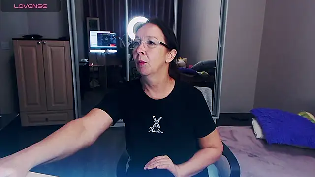 Celine Faer1 online show from May 11, 2:56 pm
