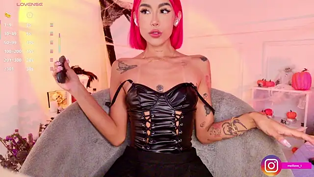 Mely-taylor online show from October 14, 9:17 pm