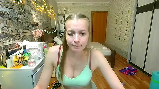   Aphrodita  wow   online show from May 15, 3:37 pm