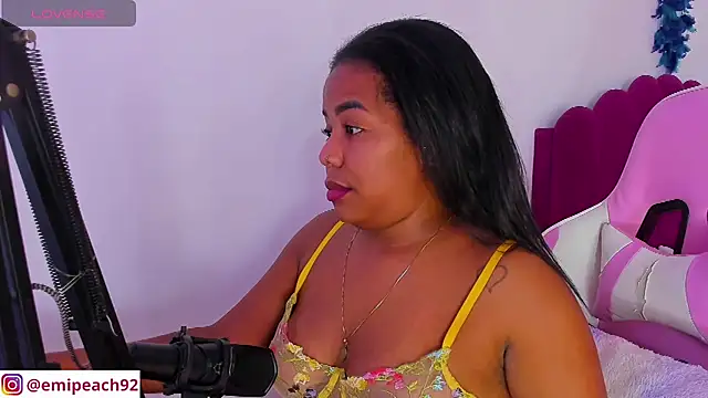 samanthaabloom online show from March 6, 3:45 am