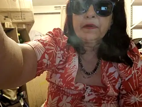 Samantha Squirtxh online show from May 13, 9:42 pm