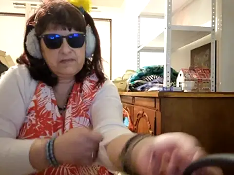Samantha Squirtxh online show from May 12, 9:32 pm
