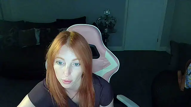 Red firesquirt online show from September 11, 9:04 pm