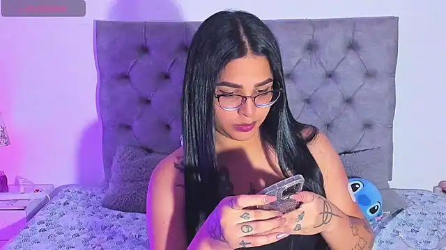 mabellfox online show from April 21, 3:24 am