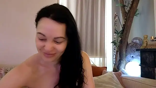 Lilie romeo online show from May 31, 10:54 am