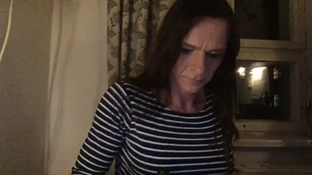 TS-Julia online show from January 11, 6:46 pm