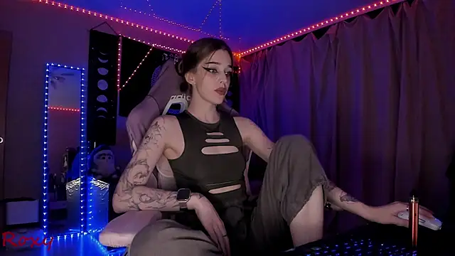 wet dream  online show from May 17, 7:02 pm
