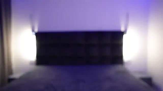 NotElis online show from May 22, 4:05 pm