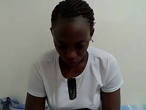 lizbela1 online show from May 22, 4:43 am