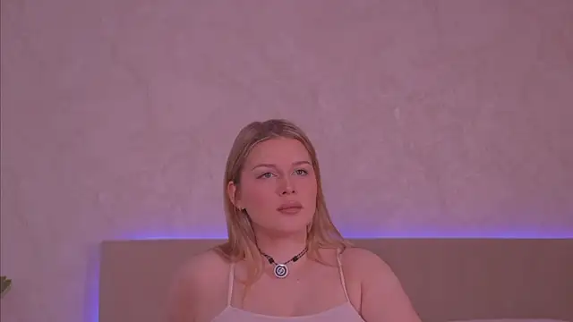 Alexis Powell online show from June 22, 2:58 pm