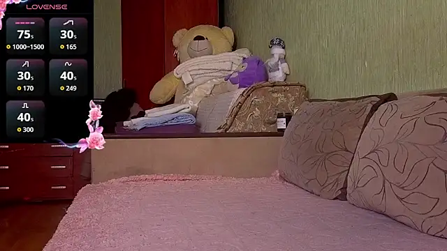 Black or white ANGEL online show from November 29, 3:38 pm