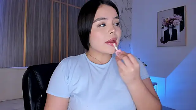 IsabellaAllen online show from May 13, 11:21 pm