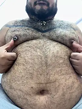 Snapshot of FetishBearsBig chatting on September 23, 1:48 am FetishBearsBig online show from September 23, 1:48 am