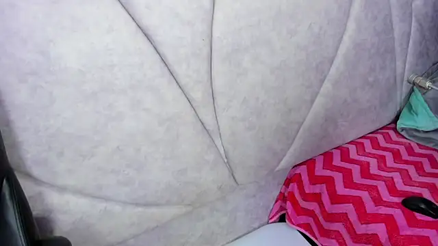 HornySlut69  online show from February 23, 9:03 pm