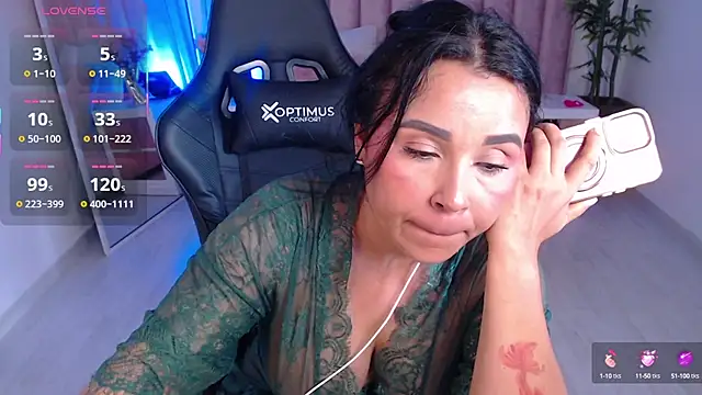 GreatBIG BOOBS Nina online show from October 3, 8:14 pm