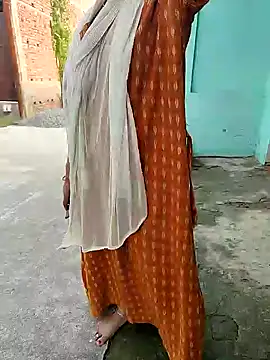 COUPLLE VILLAGE online show from October 25, 2:41 am