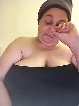 BustyBabyOfficial online show from October 6, 11:20 pm