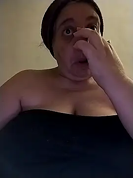 BustyBabyOfficial online show from November 15, 7:15 pm