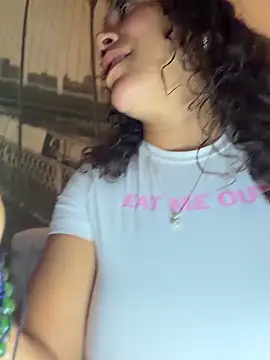 Bigbuttbrooklynn online show from April 29, 2:37 am