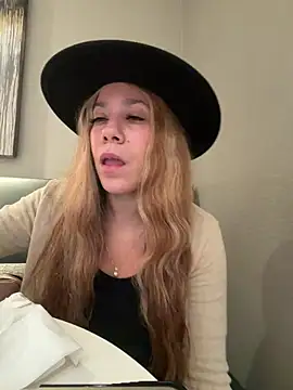 Bigbuttbrooklynn online show from November 29, 5:06 pm