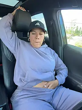 Bigbuttbrooklynn online show from May 6, 12:03 am