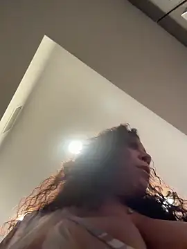 Bigbuttbrooklynn online show from May 16, 1:19 am
