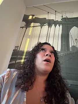 Bigbuttbrooklynn online show from May 16, 2:03 am