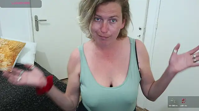 cumfun online show from May 4, 5:17 pm